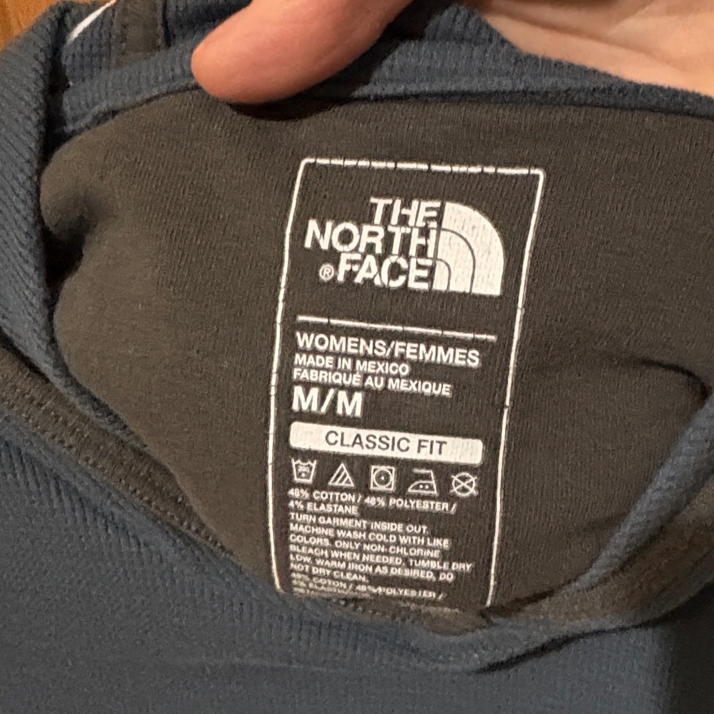 The North Face women’s Blue Hoodie - Picture 3 of 5